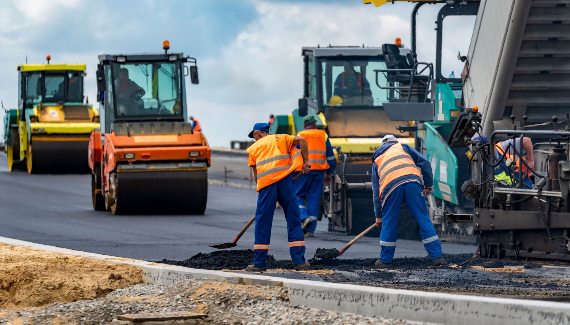 Reliable asphalt construction services in Bradenton